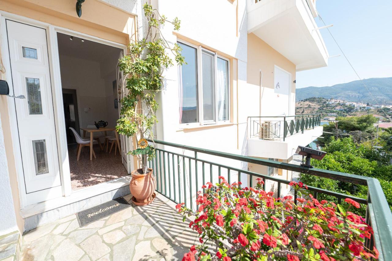 Villa Sofia Sea View Poros Town Exterior foto